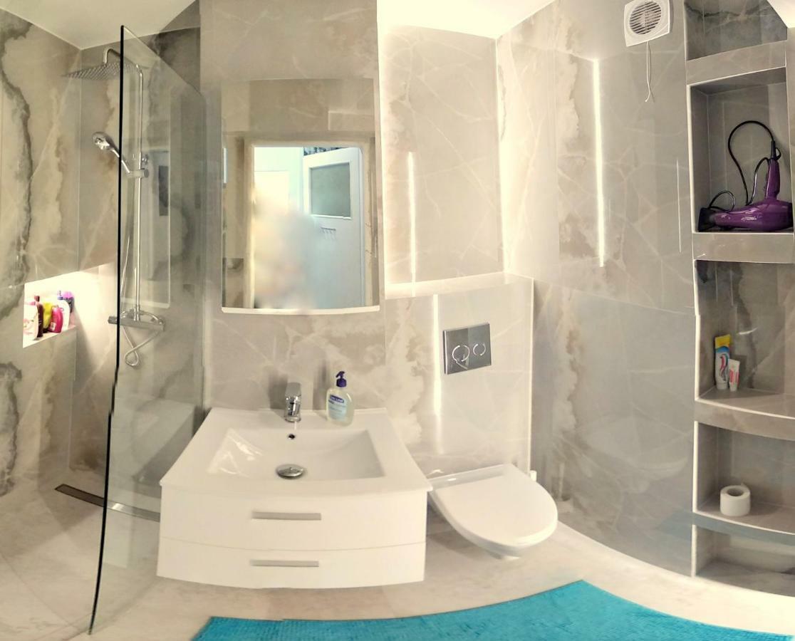 Studio Zelazna Rooms Near Old Town Warsaw Exterior photo